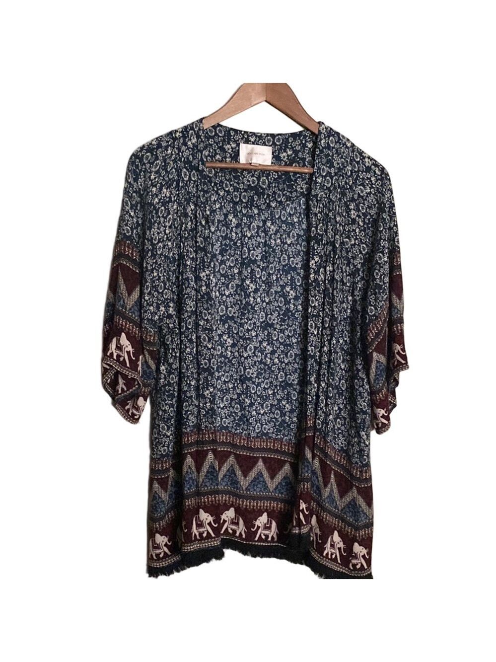 🎈$10 add on. Skies Are Blue Black Flutter Sleeve Kimono Tunic